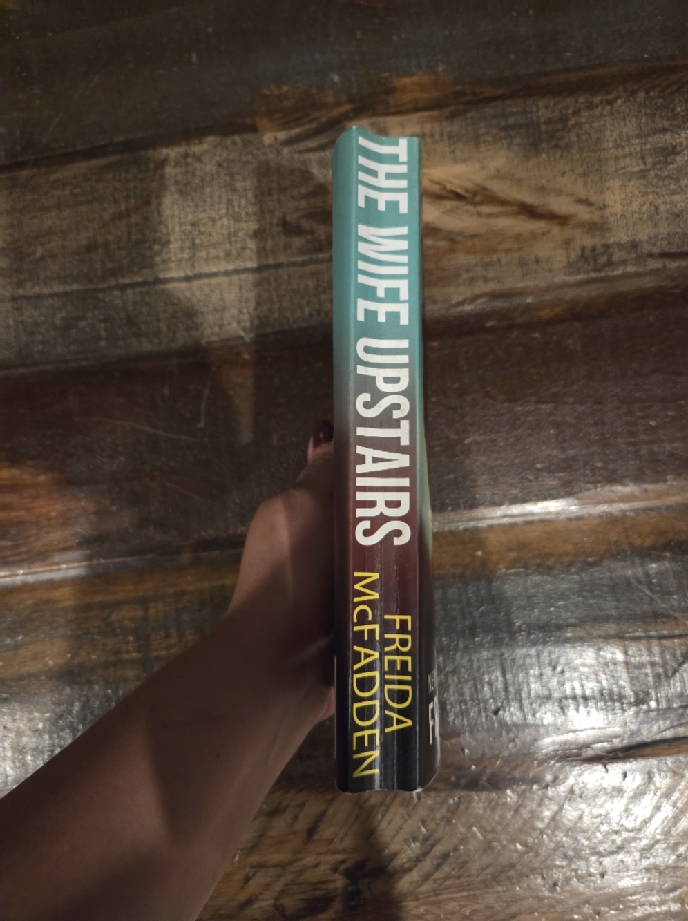 ๐2/$15 The Wife Upstairs by Freida McFadden - Picture 3 of 4